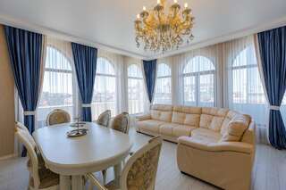 Апарт-отели Odisea Apart Hotel Батуми Апартаменты с видом на море-1