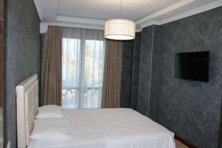 Апарт-отели Odisea Apart Hotel Батуми Апартаменты с 3 спальнями-11